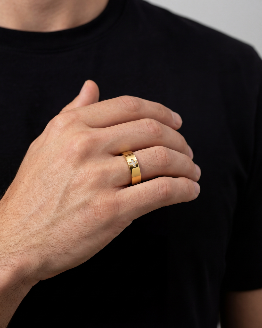 Cross Ring with Gemstone | Gold