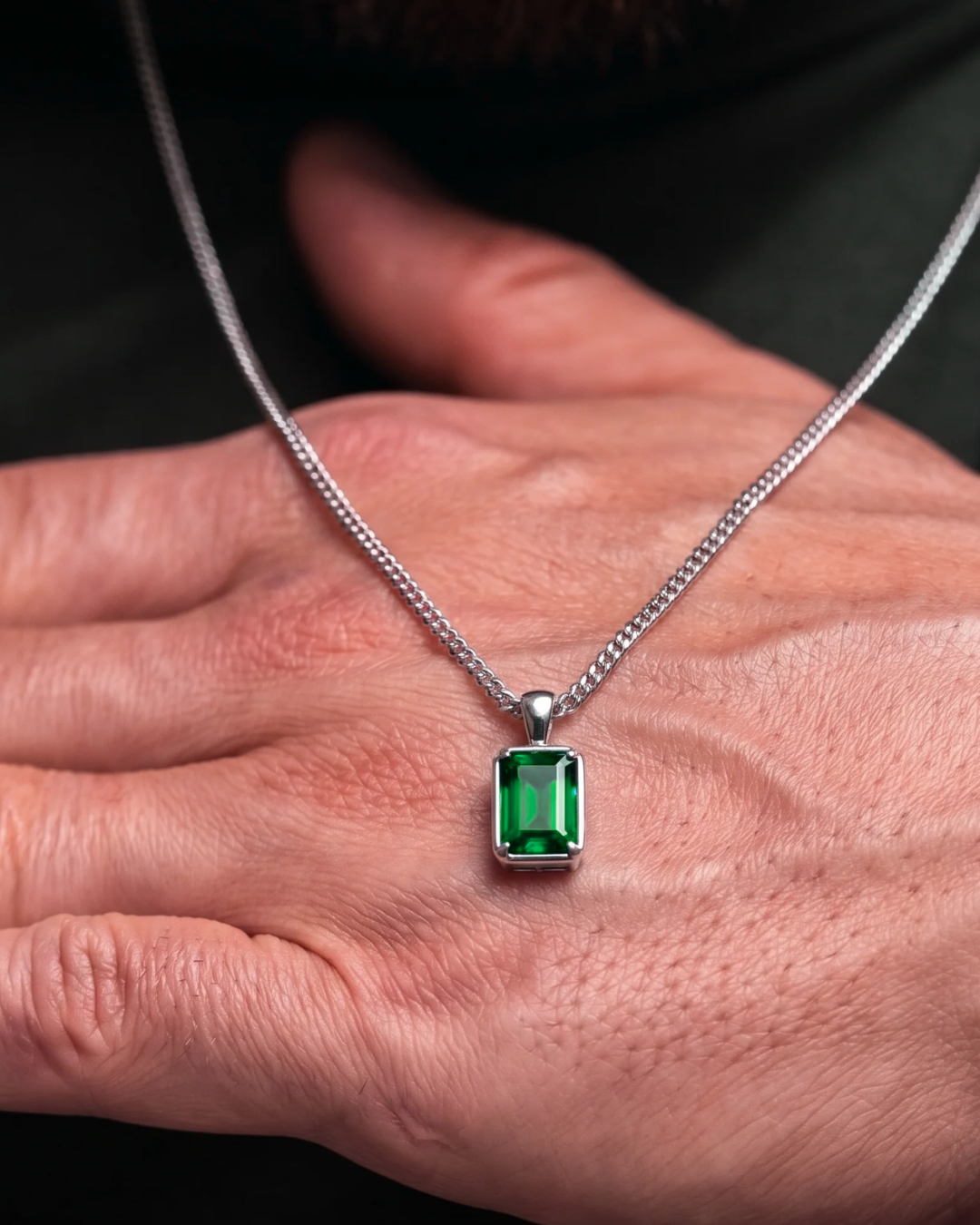 Emerald Pendant Necklace | 1 Carat
