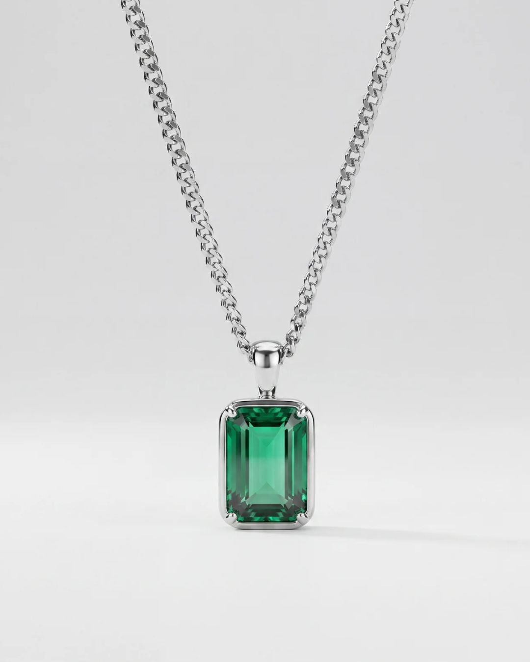 Emerald Pendant Necklace | 1 Carat