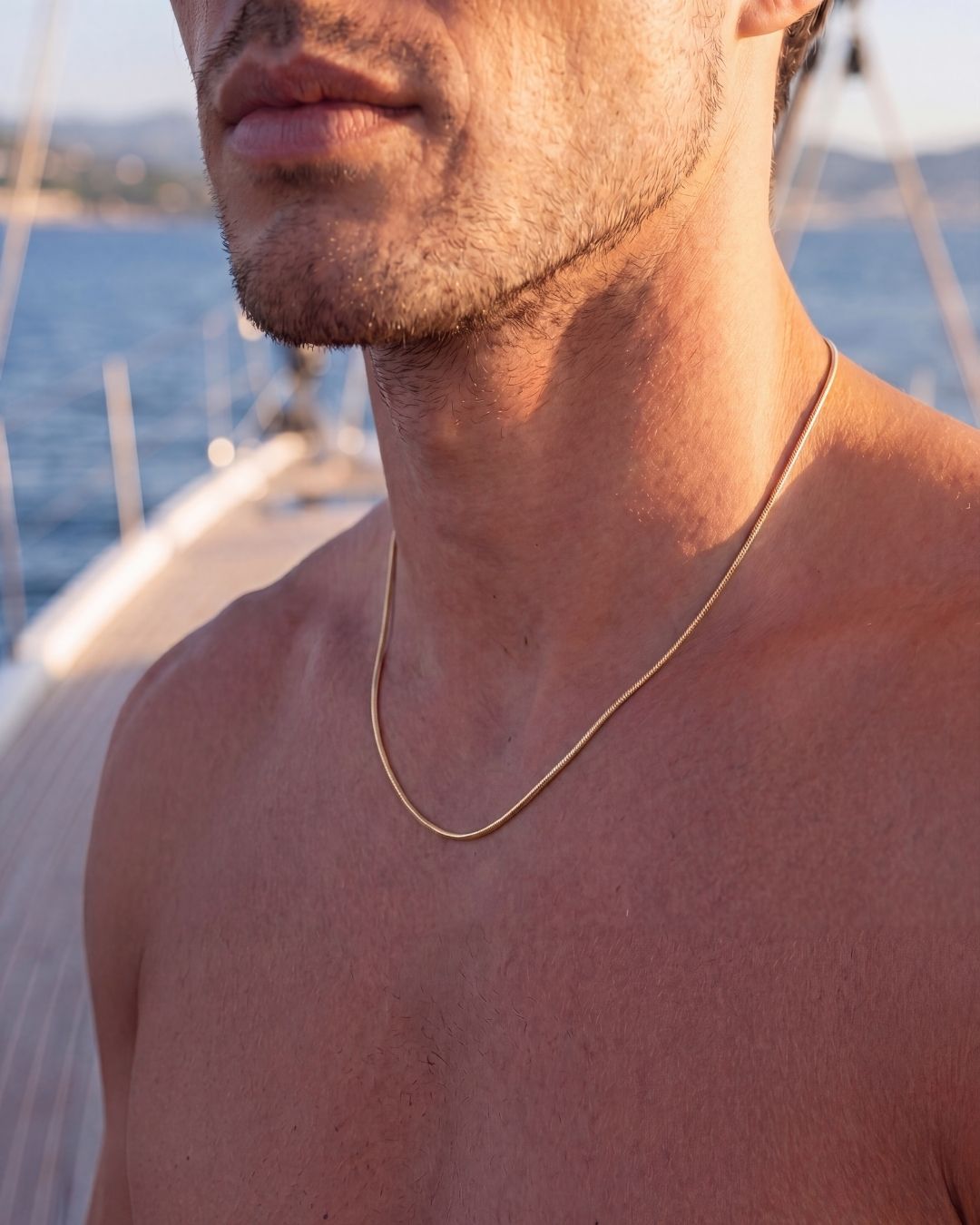 Square Necklace I 18K Gold