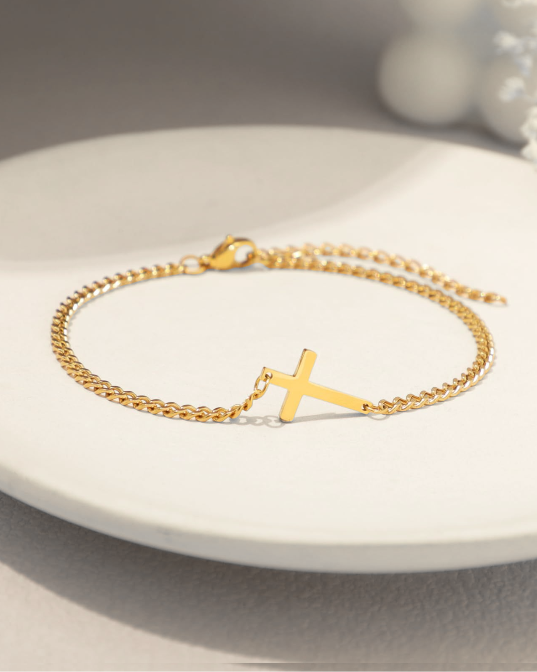 Eterna Cross Bracelet | 14K Gold
