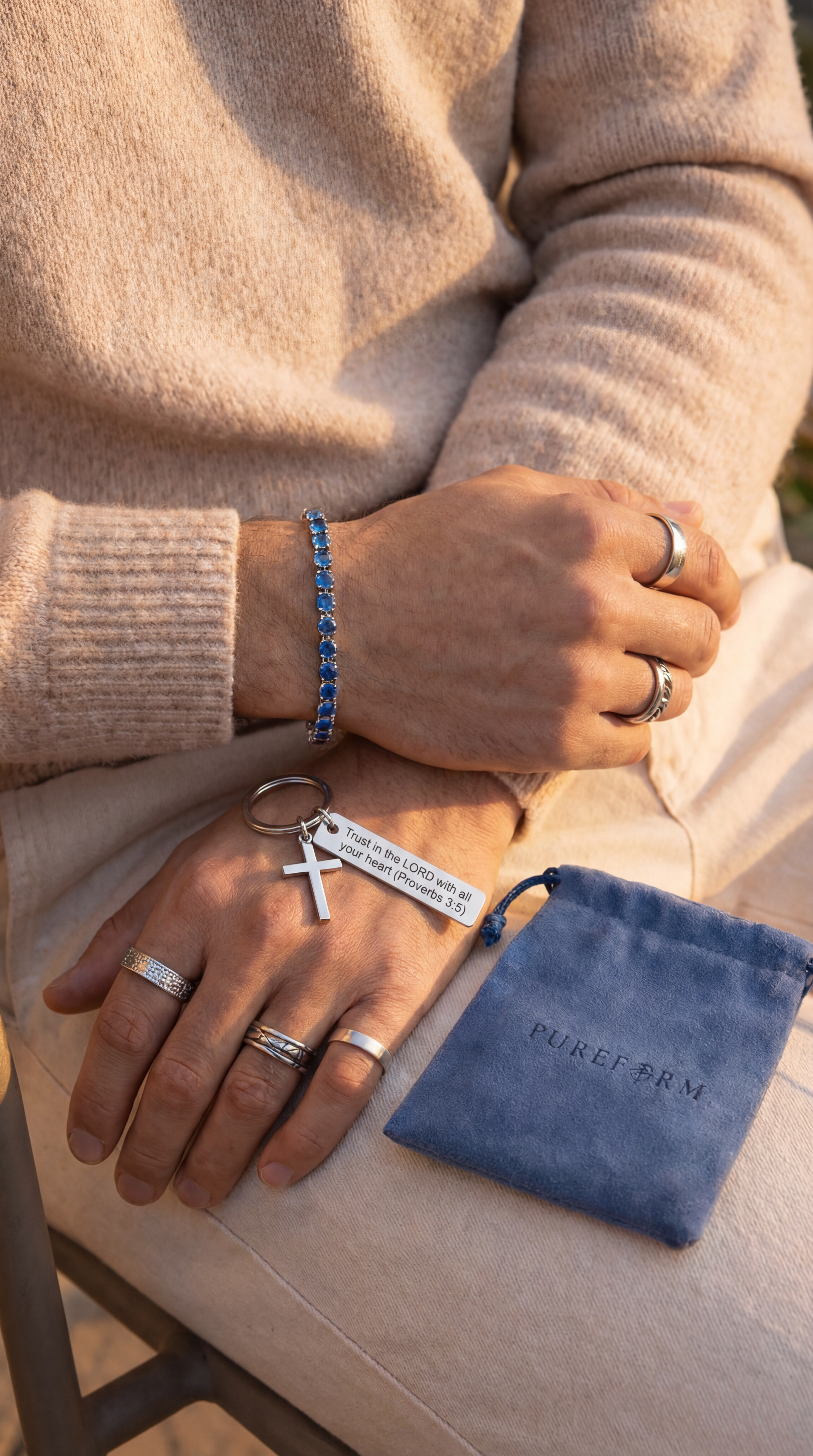 Keychain (Proverbs 3:5)