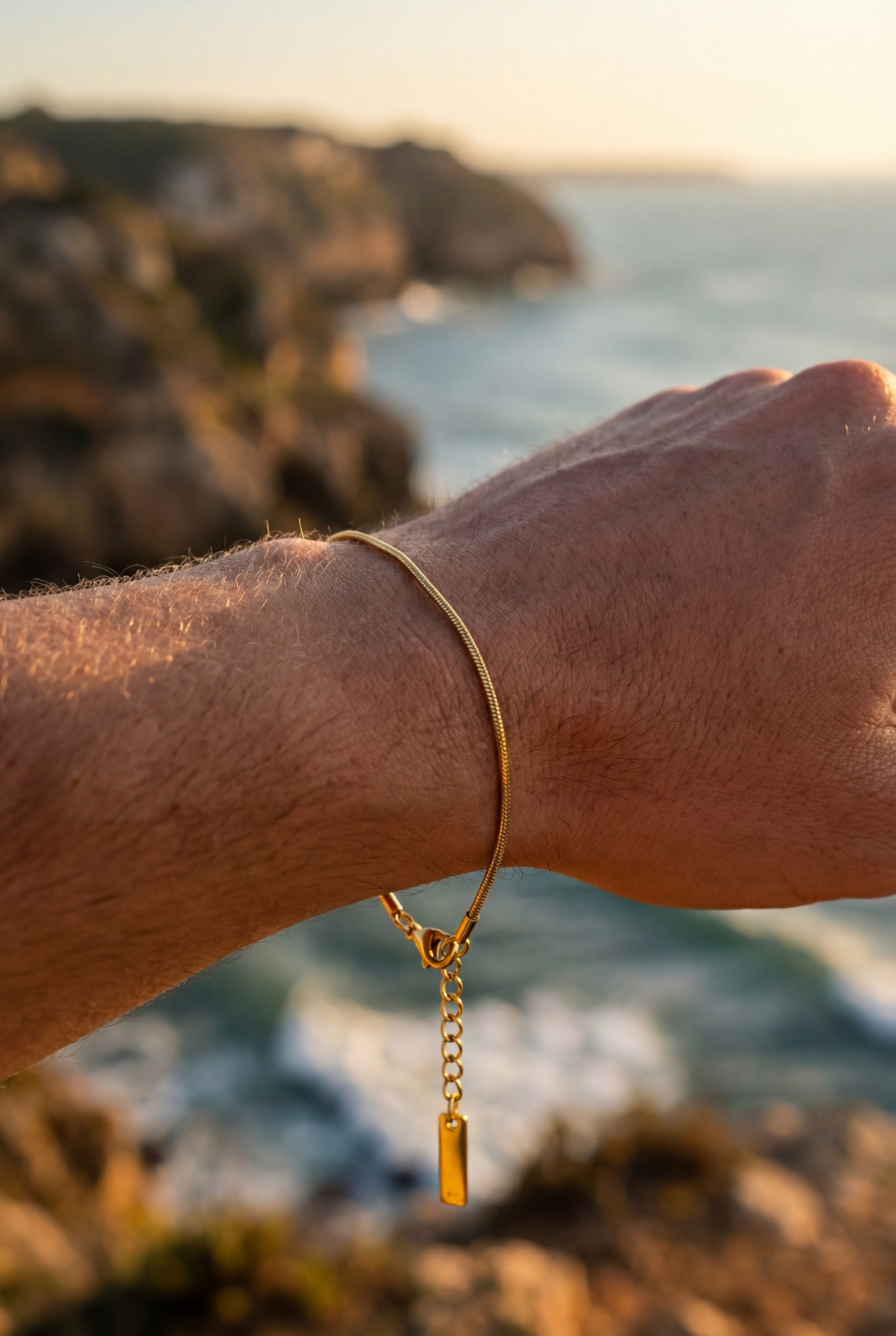 Serpenté Fine Bracelet | 18K Gold