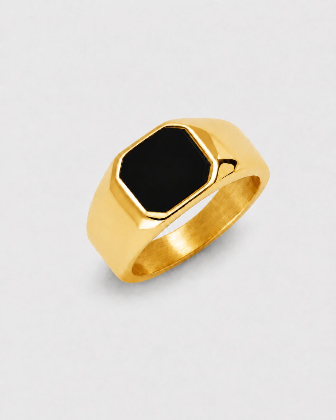 Black Onyx Signet Ring | Gold