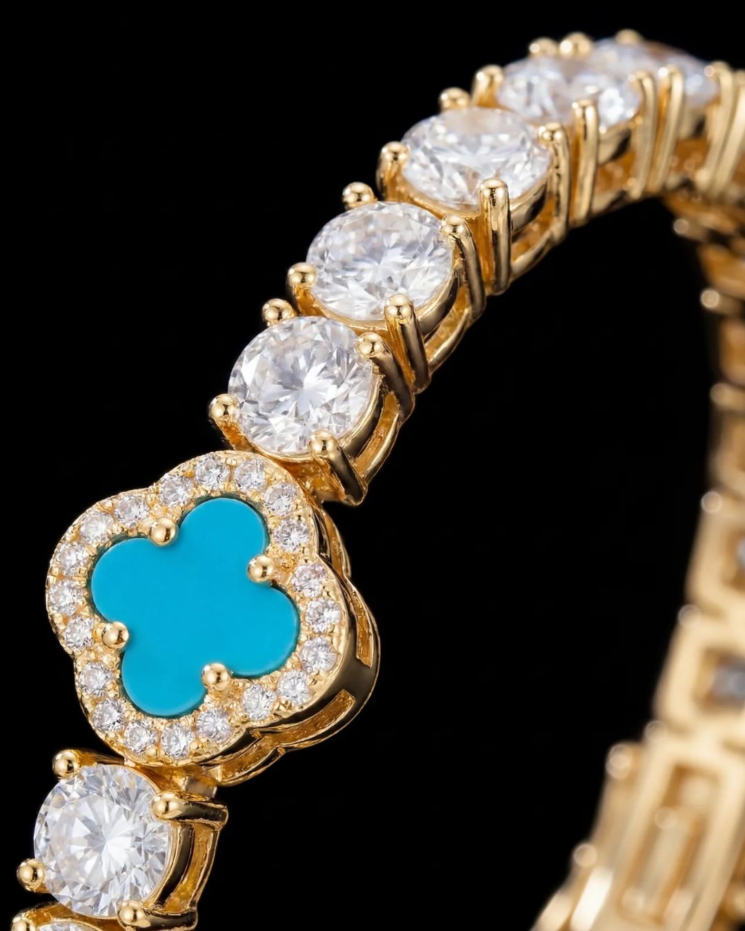 Clover Necklace | Azure Gold