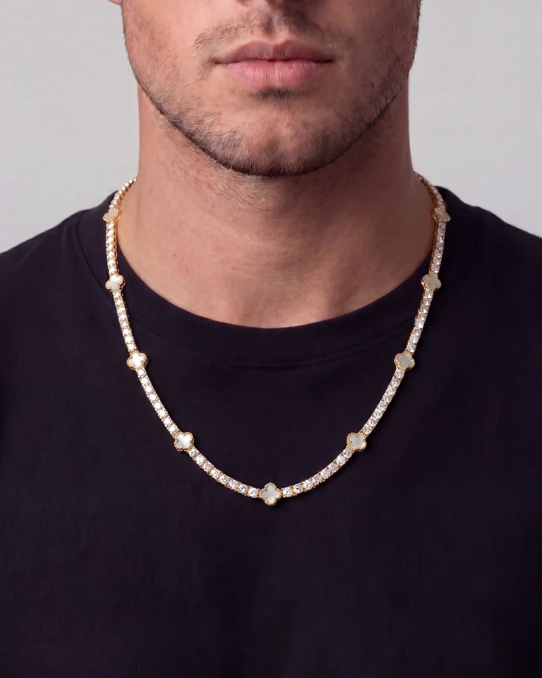 Clover Necklace | Nacre Gold