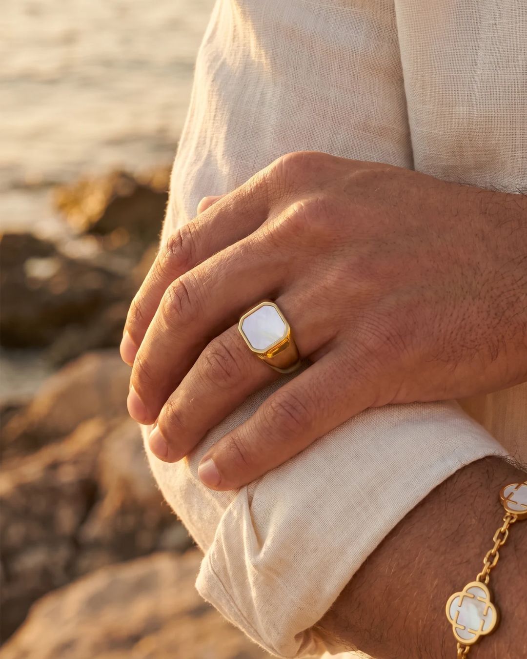 Mother of Pearl Signet Ring | Gold