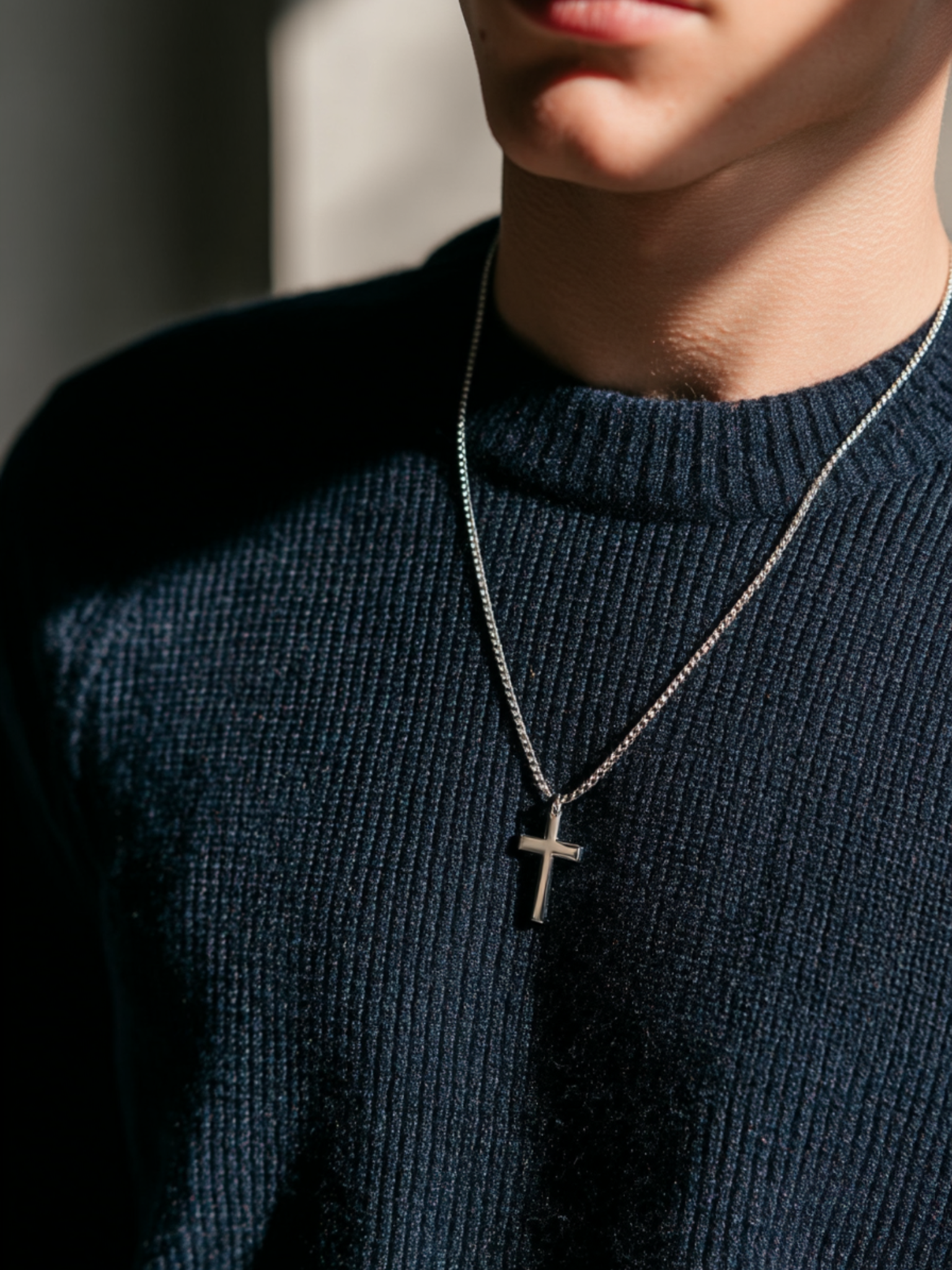 Eterna Cross Necklace | Platinum