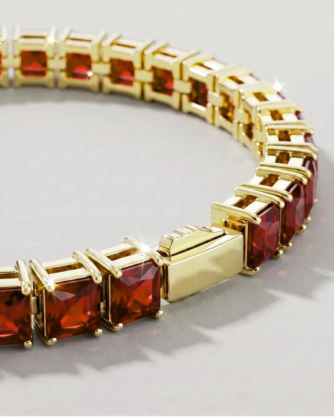 Square Tennis Bracelet 5mm | Ruby Red 18K Gold