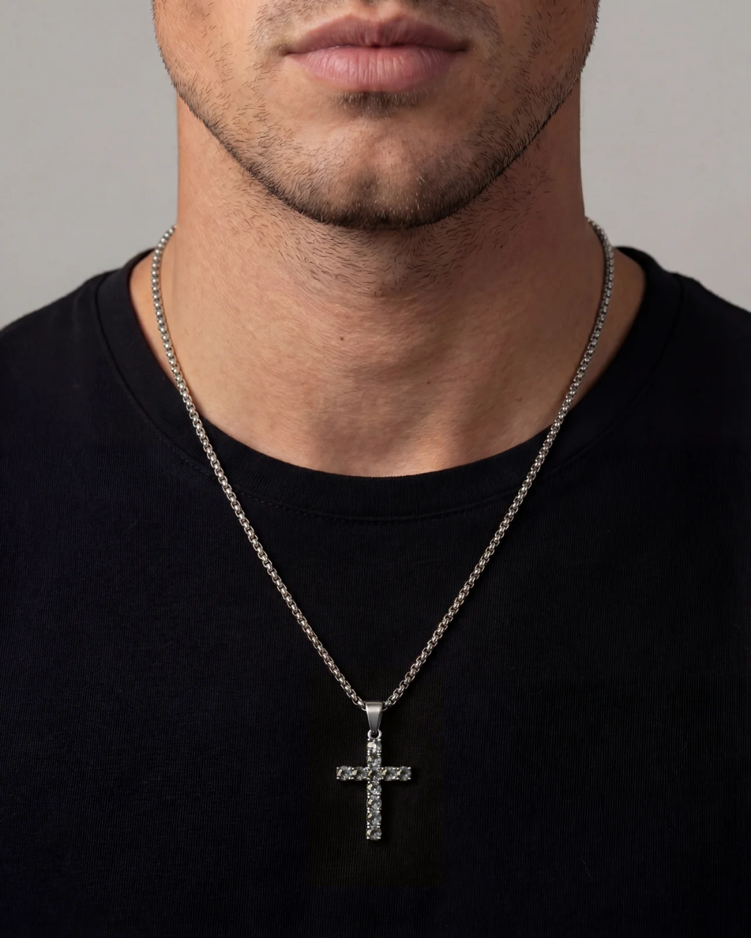 Zirconia Cross Necklace | Quartz