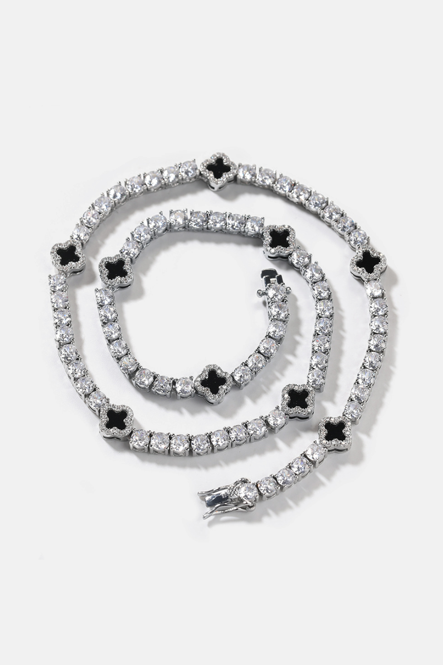Clover Necklace | Onyx Black Silver