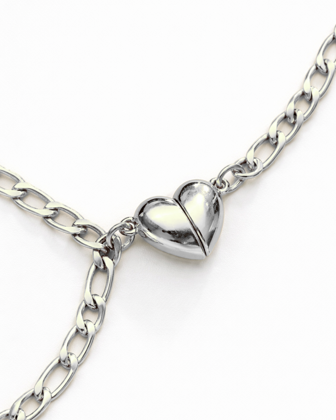 Magnetic Heart Cuban Chain Bracelet | Silver